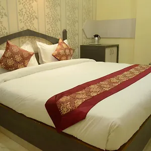 Hotel Rahil Palace, Varanasi