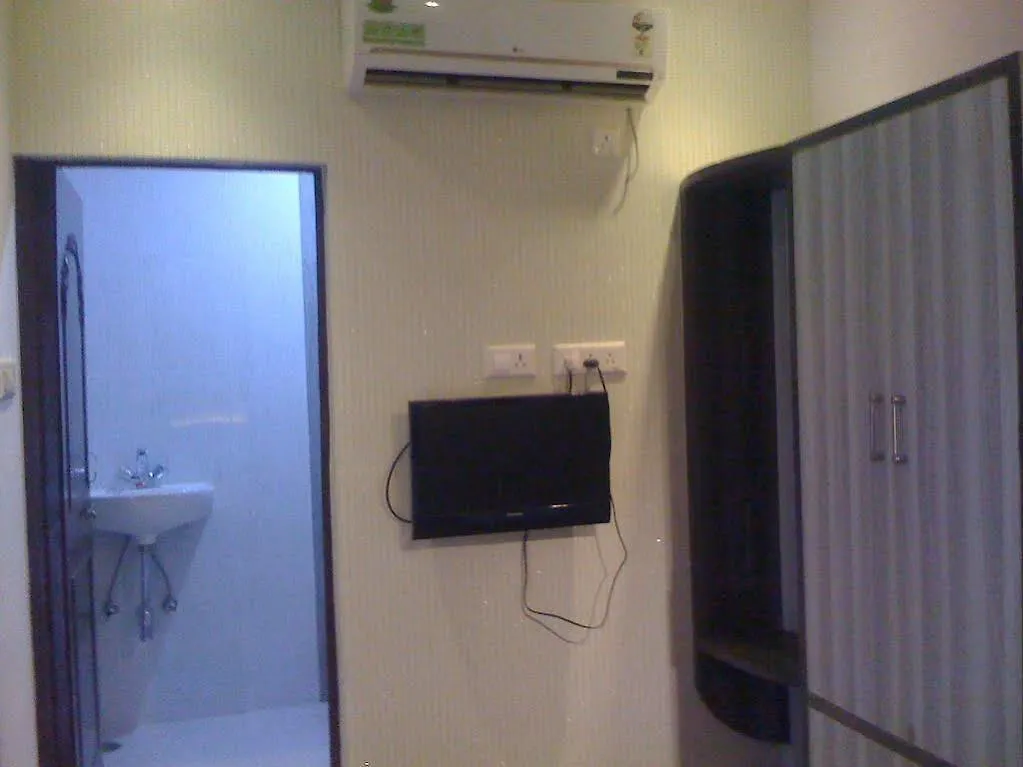Dwivedi Hotels Palace On Steps Varanasi 2*,  India